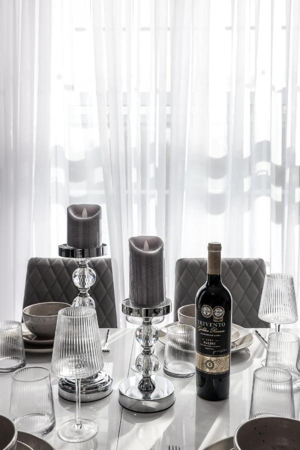 Cosy 4-Bedroom Apartment Next To Borough Londen Buitenkant foto