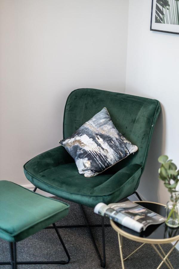 Cosy 4-Bedroom Apartment Next To Borough Londen Buitenkant foto