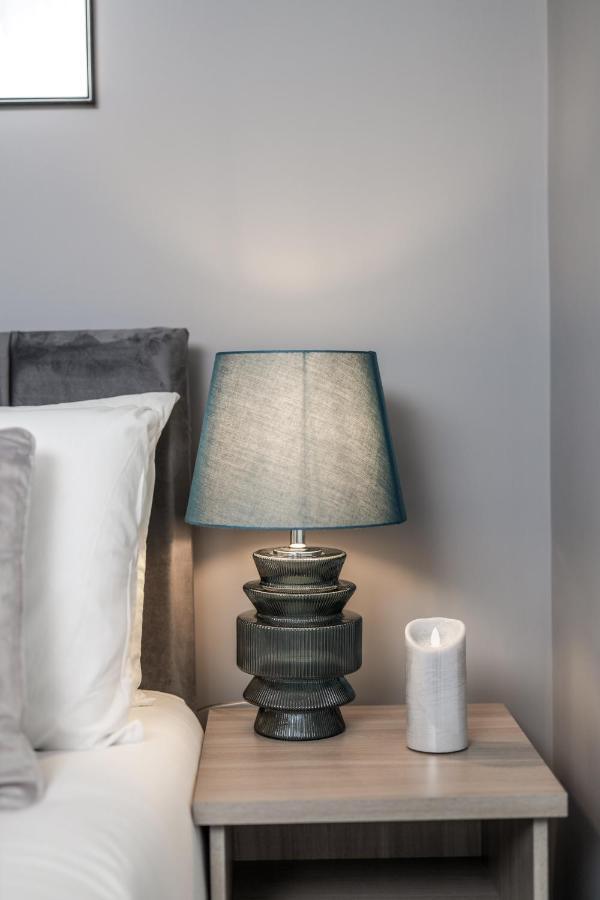 Cosy 4-Bedroom Apartment Next To Borough Londen Buitenkant foto