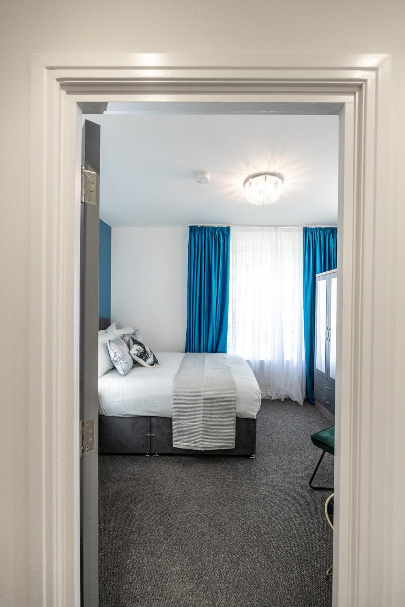 Cosy 4-Bedroom Apartment Next To Borough Londen Buitenkant foto